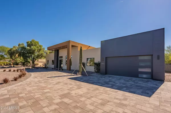 Scottsdale, AZ 85254,6623 E ASTER Drive