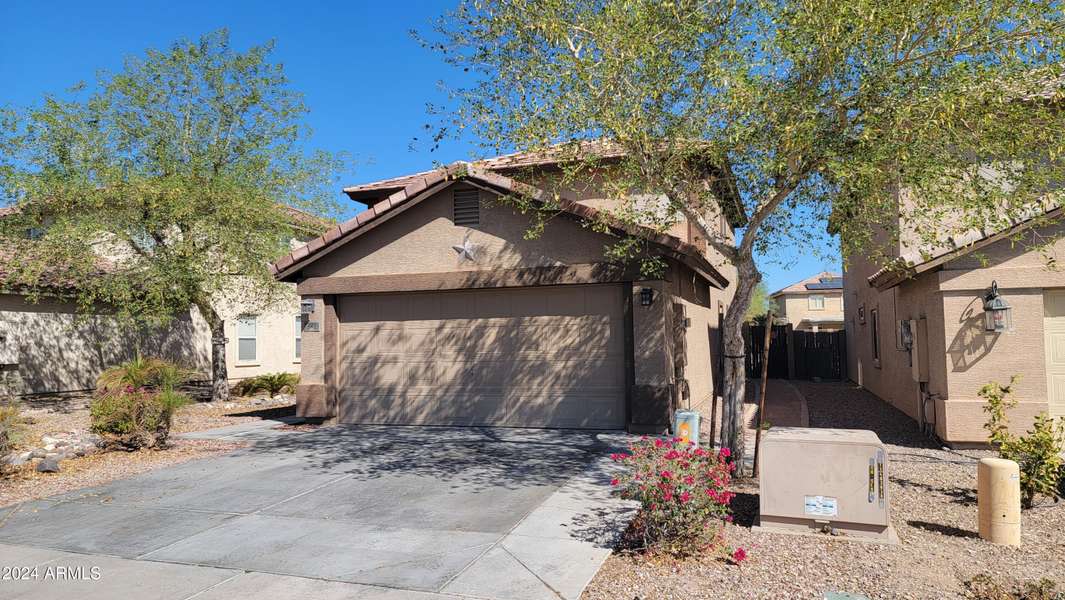 223 N 222ND Drive, Buckeye, AZ 85326