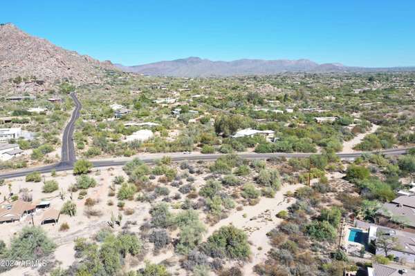 6839 E CAREFREE Highway #-, Cave Creek, AZ 85331