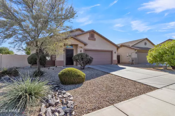 635 W Desert Basin Drive, San Tan Valley, AZ 85143