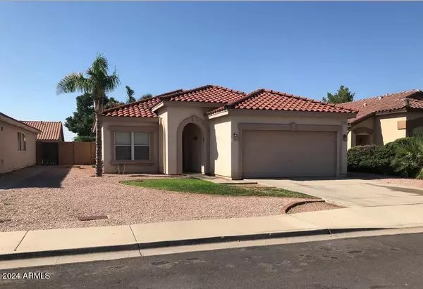 8131 E Osage Avenue, Mesa, AZ 85212