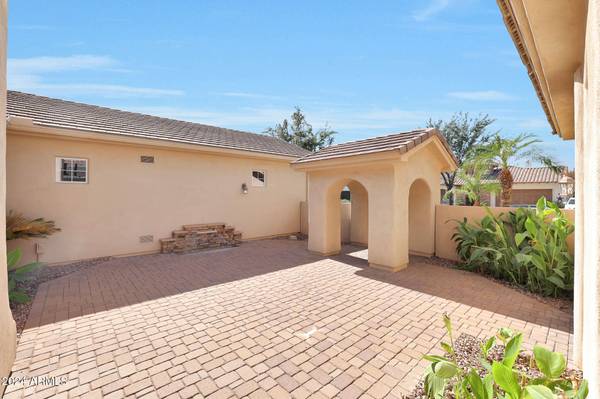 Litchfield Park, AZ 85340,754 W JUNIPER Lane