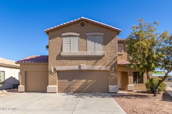 30441 N PLANTATION Drive, San Tan Valley, AZ 85143