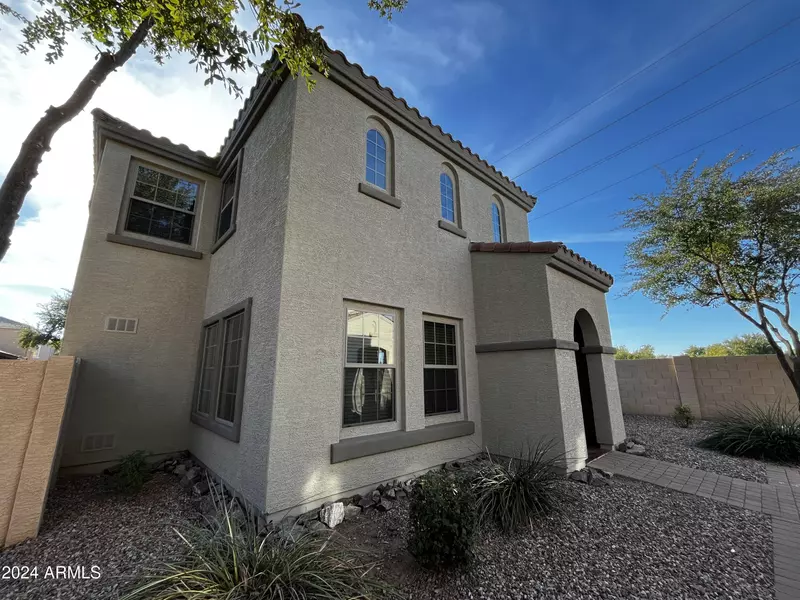 2539 E BART Street, Gilbert, AZ 85295