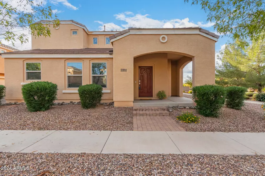 2216 S BUCKAROO Trail, Gilbert, AZ 85295