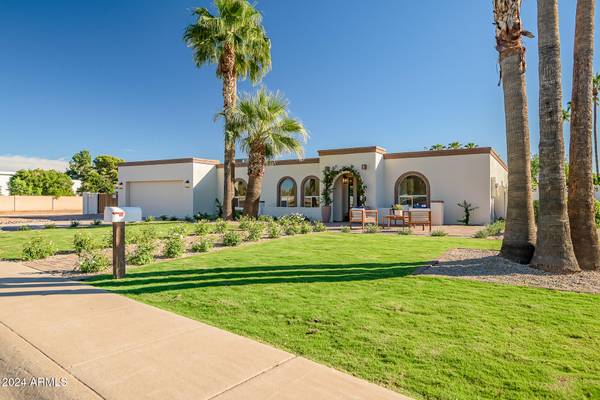 Scottsdale, AZ 85254,5121 E WINDROSE Drive