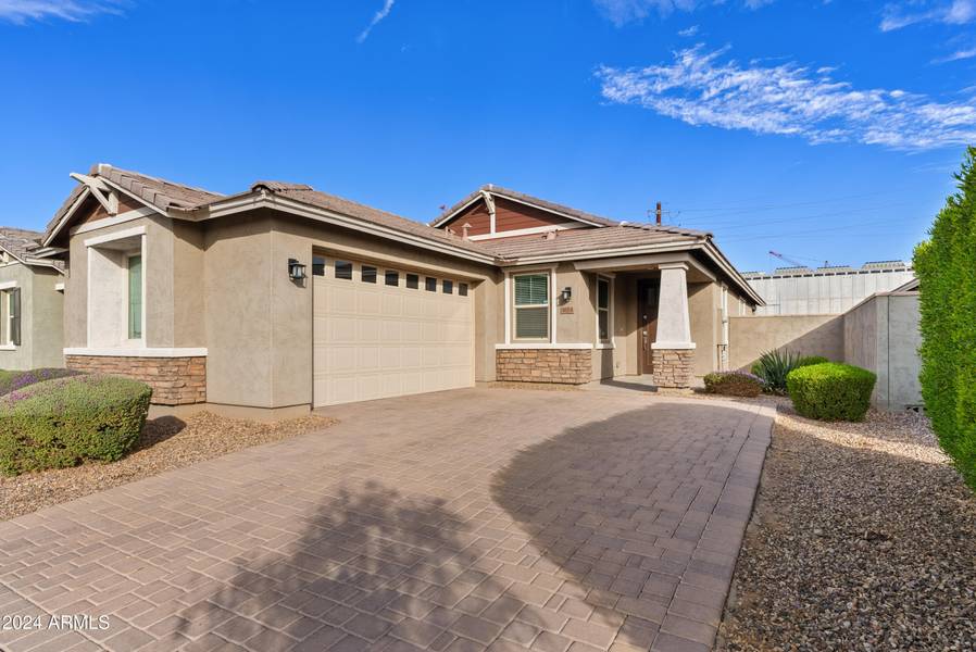 9854 E RED GIANT Drive, Mesa, AZ 85212