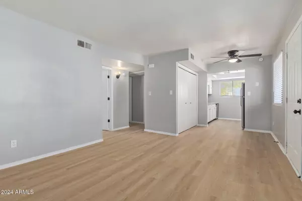 Youngtown, AZ 85363,11350 W TENNESSEE Avenue #5