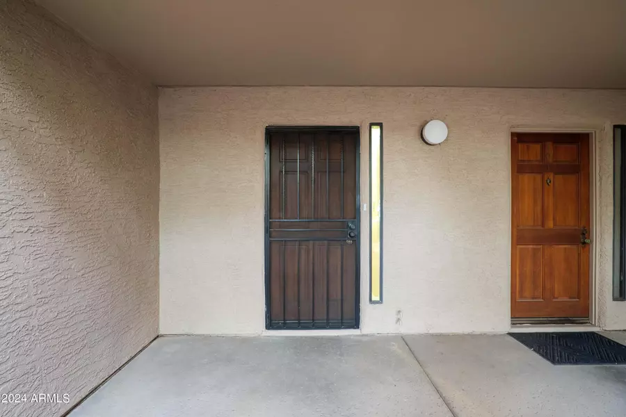 9445 N 94TH Place #102, Scottsdale, AZ 85258