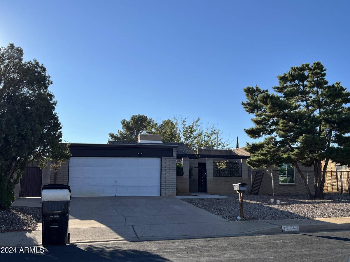 Sierra Vista, AZ 85635,514 SAVANNA Drive