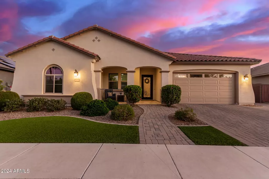 1091 W ALPINE TREE Avenue, Queen Creek, AZ 85140