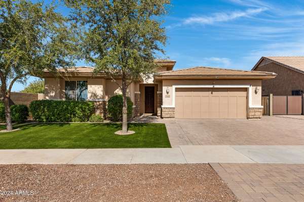 7212 E PORTOBELLO Avenue, Mesa, AZ 85212