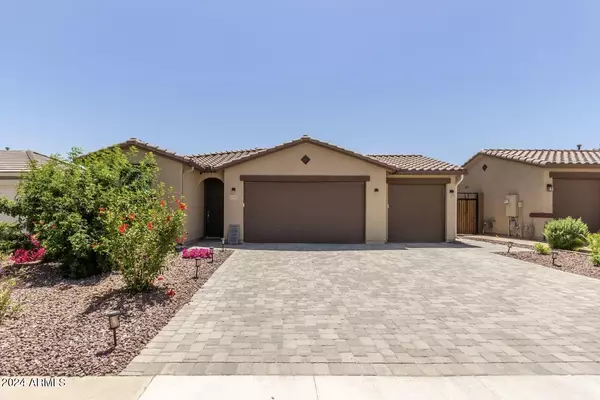 13335 W BRILES Road, Peoria, AZ 85383