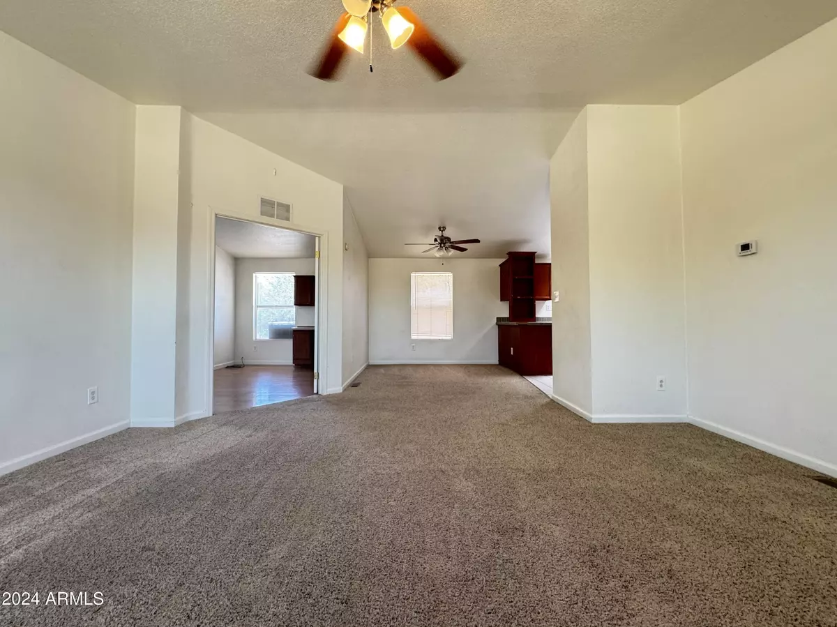 Peoria, AZ 85383,11316 W HATFIELD Road