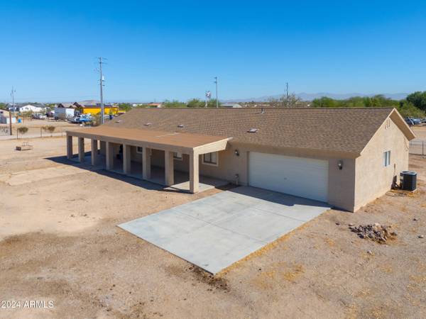 37605 W JEFFERSON Street, Tonopah, AZ 85354