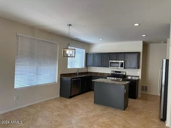 Peoria, AZ 85383,6780 W YEARLING Road