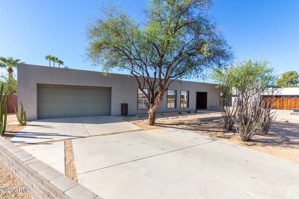 Phoenix, AZ 85028,3509 E CANNON Drive