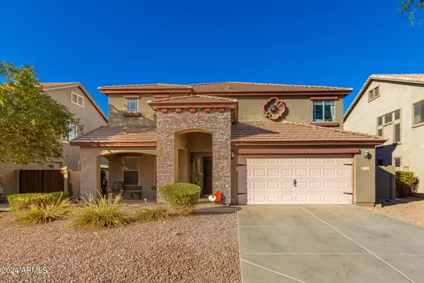 1552 E MAGNUM Road, San Tan Valley, AZ 85140