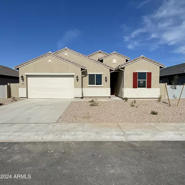 7010 E DRYGULCH Road, San Tan Valley, AZ 85143