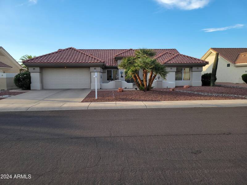 15419 W WHITE HORSE Drive, Sun City West, AZ 85375