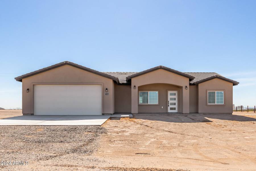 37131 W RAYMOND Street, Tonopah, AZ 85354