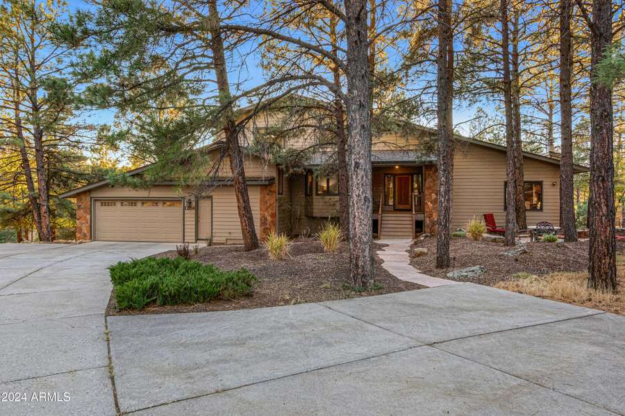 1206 N LA COSTA Lane, Flagstaff, AZ 86004