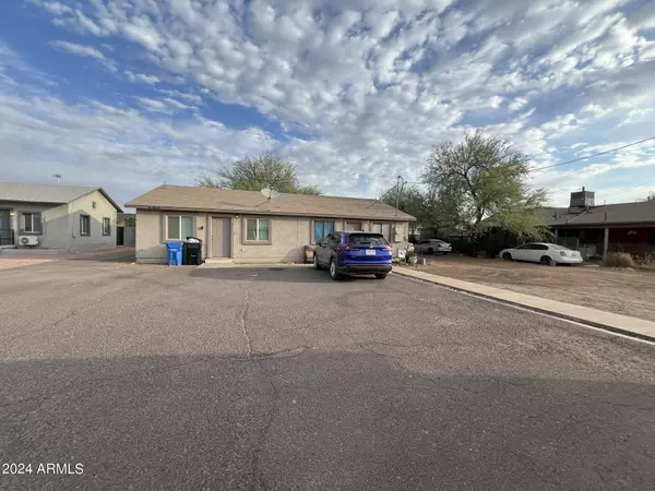 34 W TAMARISK Street Phoenix, AZ 85041