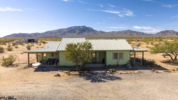 Aguila, AZ 85320,48008 N 520TH Avenue