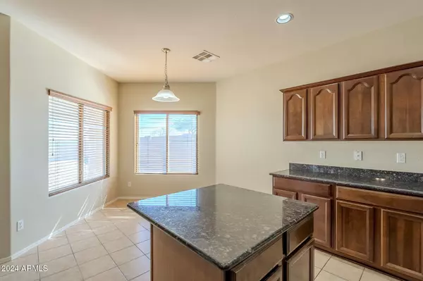 San Tan Valley, AZ 85143,28793 N SPUR Drive