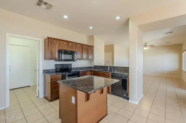 San Tan Valley, AZ 85143,28793 N SPUR Drive