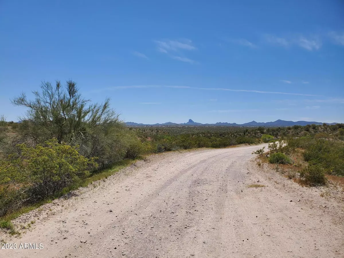 Wickenburg, AZ 85390,0 337th Ave  E/3 PARCEL -- #-