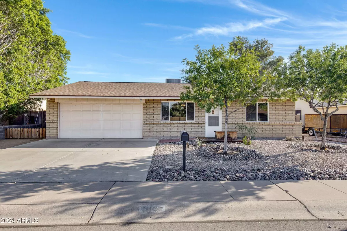 Chandler, AZ 85224,1402 W ROSAL Place