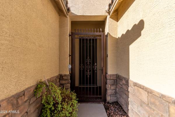 Phoenix, AZ 85041,7704 S 23RD Lane