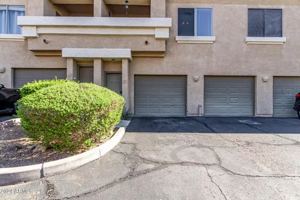 Phoenix, AZ 85029,1716 W CORTEZ Street #239