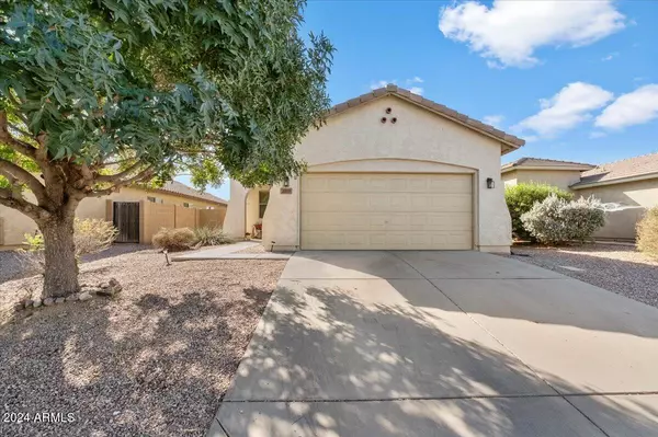 2079 W KRISTINA Avenue, San Tan Valley, AZ 85144