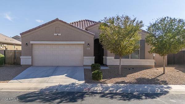 41023 W CRANE Drive, Maricopa, AZ 85138