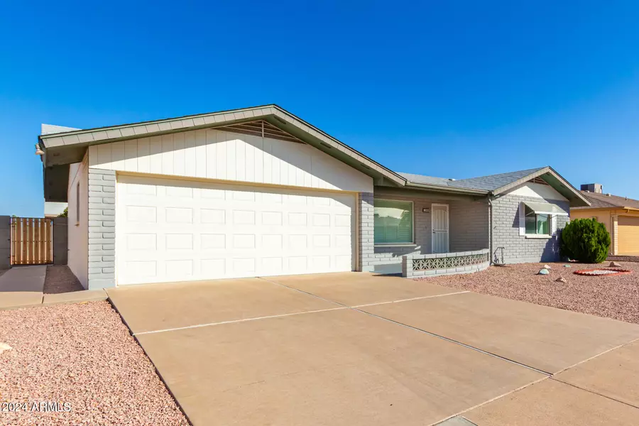 4658 E CAPRI Avenue, Mesa, AZ 85206