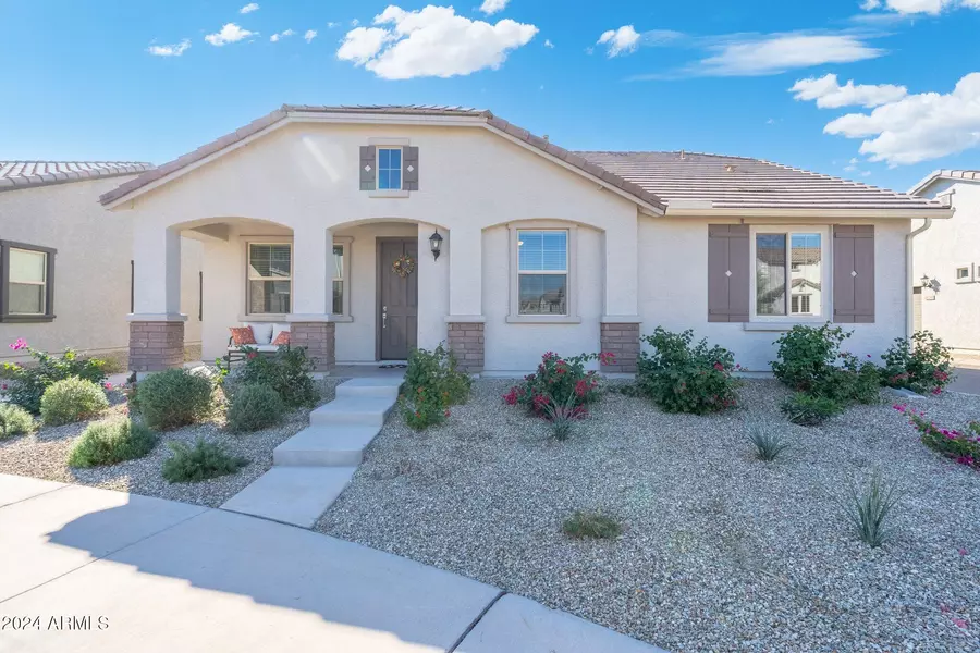 14249 W BUCKSKIN Trail N, Surprise, AZ 85387