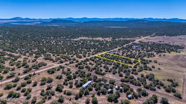 Concho, AZ 85924,67 COUNTY ROAD 8221 -- #275
