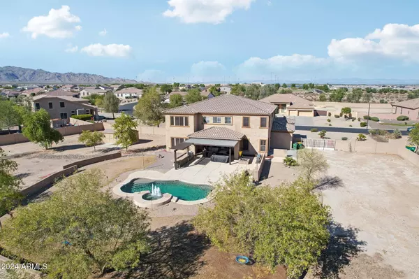 Waddell, AZ 85355,18439 W BERYL Court