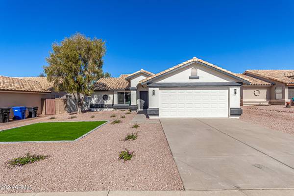 6516 E RUSSELL Street, Mesa, AZ 85215