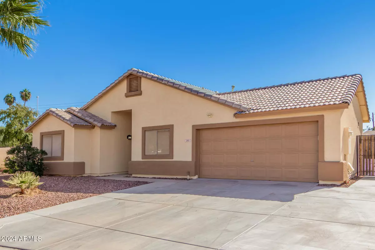 Mesa, AZ 85203,1911 N ASHLAND --