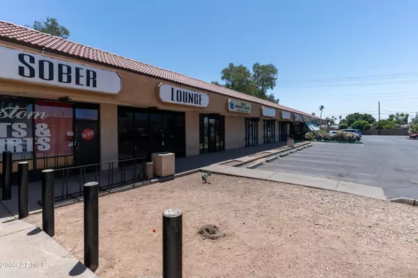 Phoenix, AZ 85051,4220 W NORTHERN Avenue