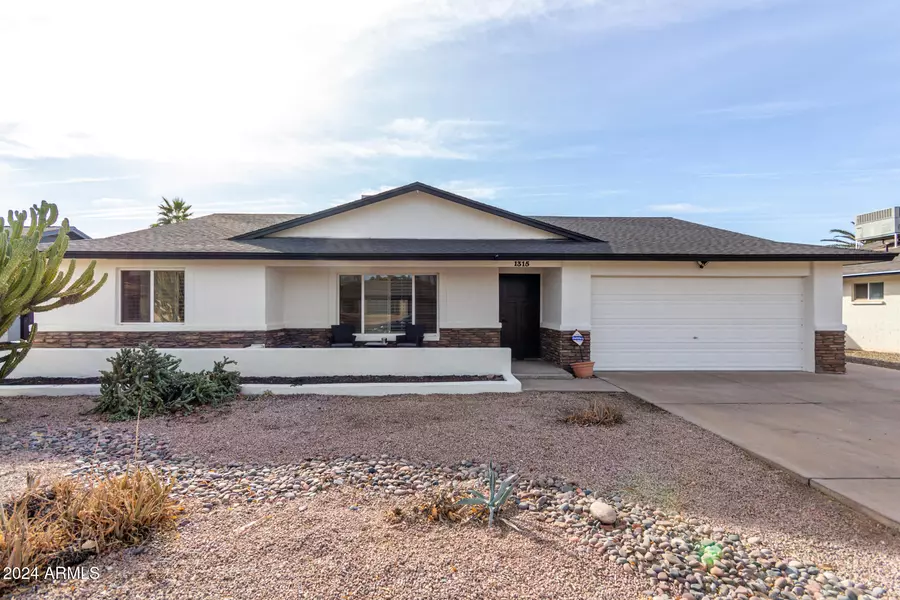 1315 E GEMINI Drive, Tempe, AZ 85283