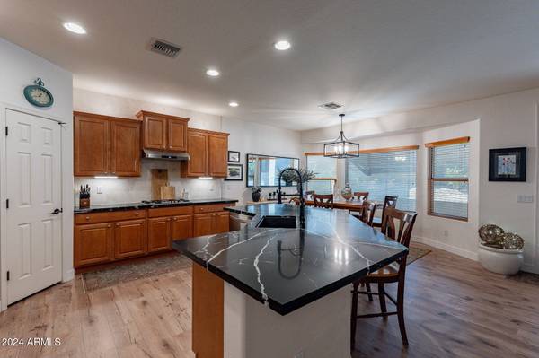 San Tan Valley, AZ 85143,31858 N LARKSPUR Drive