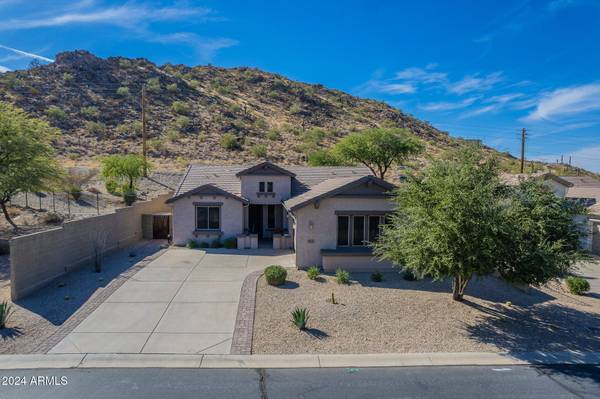 31858 N LARKSPUR Drive, San Tan Valley, AZ 85143