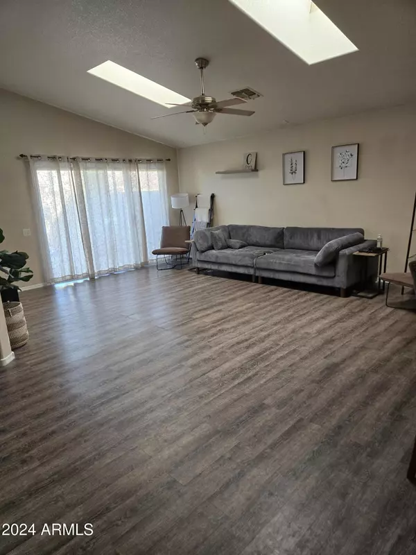 Mesa, AZ 85209,8720 E NOPAL Circle