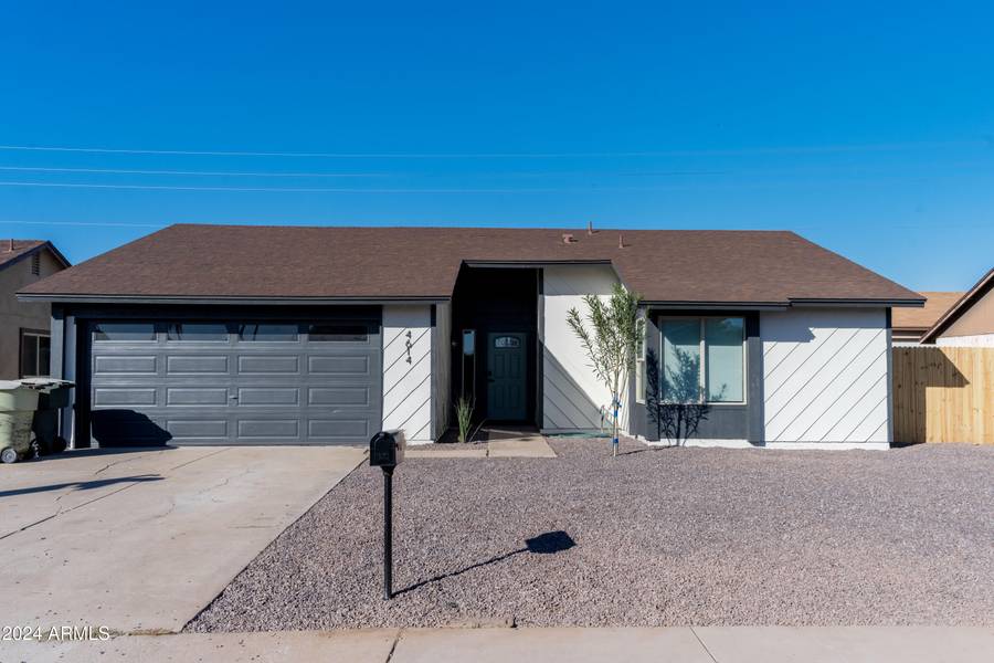 4614 N 79TH Avenue, Phoenix, AZ 85033