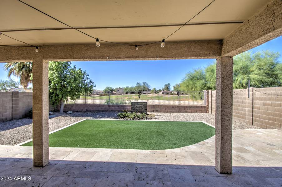 23762 N HIGH DUNES Drive, Florence, AZ 85132