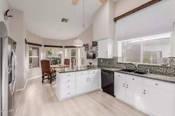 5741 E SUGARLOAF Trail Cave Creek, AZ 85331